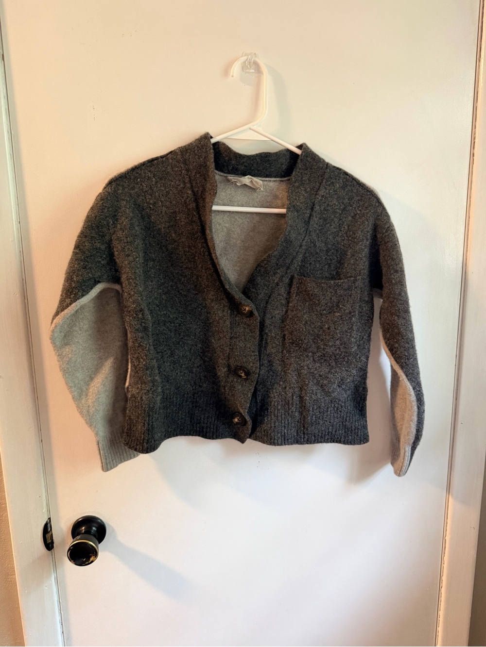 Everlane 100% wool sweater